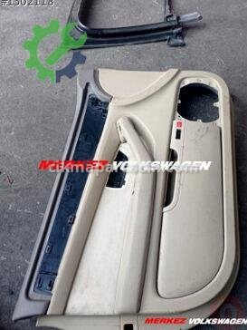 Audi A8 Kapı Döşemesi 4E0868015 çıkma parça