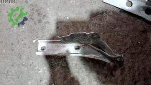 Audi Q2 kaput menteşesi çıkma