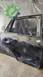 Audi Q2 sağ arka kapı