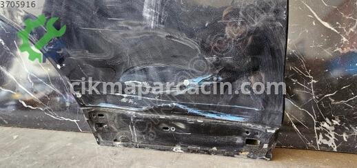 Audi Q2 Sağ Arka Kapı çıkma parça