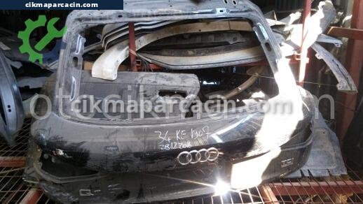 Audi Q3 Bagaj Kapağı çıkma parça