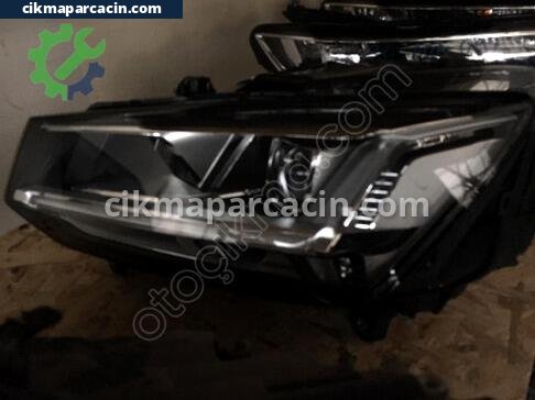 Audi Q3 Sol Ön Far çıkma parça