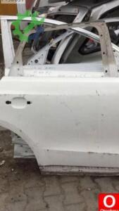 AUDİ Q3 SAĞ KAPI