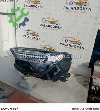 Audi Q4 Sol Ön Far çıkma parça