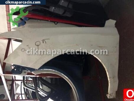 Audi Q5 Çamurluk çıkma parça