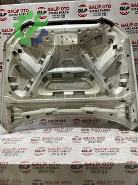 Audi Q5 Kaput çıkma parça