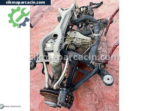 Audi Q7 Salıncak (Alt Tabla) çıkma parça