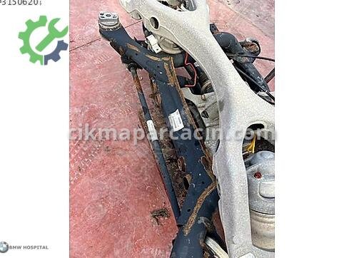 Audi Q7 Salıncak (Alt Tabla) çıkma parça