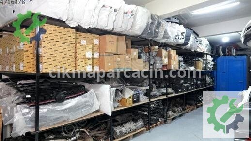Audi Q7 Sağ Ön Kapı çıkma parça