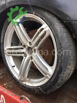 Audi Q7 Jant çıkma parça
