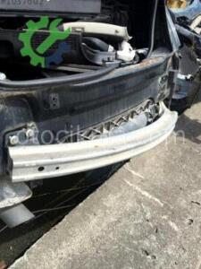 Audi Q7 arka tampon demiri hatasız orjinal çıkma