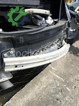 Audi Q7 Arka Tampon Demiri çıkma parça