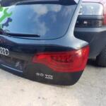 audi Q7 bagaj kapağı siyah dolu hatasız Q7 arka bagaj