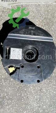 Audi Q7 Subwoofer 4L0035382A çıkma parça