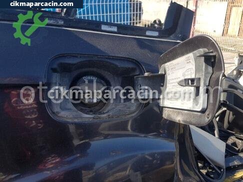 Audi Q7 Depo Kapağı çıkma parça