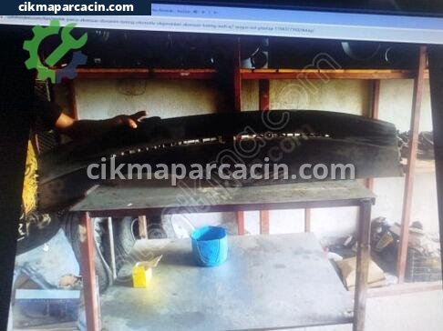 Audi Q7 Göğüs çıkma parça