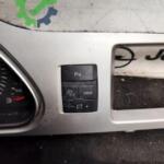AUDİ Q7 GÖSTERGE PANELİ VE ÇERÇEVESİ