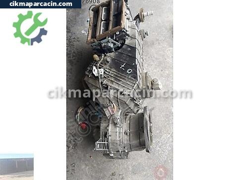 Audi Q7 Kalorifer Kutusu çıkma parça