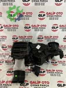 AUDI Q7 KALORİFER KUTUSU ORJINAL ÇIKMA