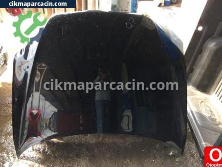 Audi Q7 Kaput çıkma parça