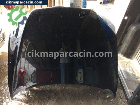Audi Q7 Kaput çıkma parça