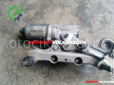 Audi Q7 Ön Silecek Motoru 4L1955119A çıkma parça