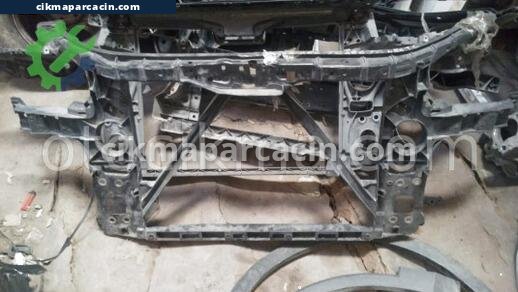 Audi Q7 Ön Panel çıkma parça