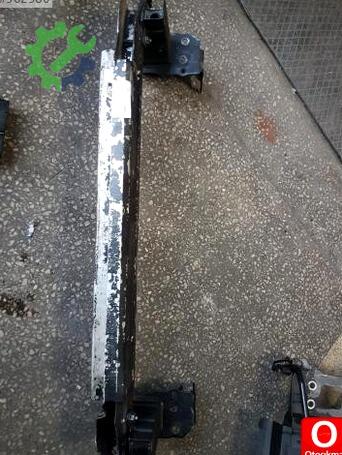 Audi Q7 Ön Tampon Demiri çıkma parça