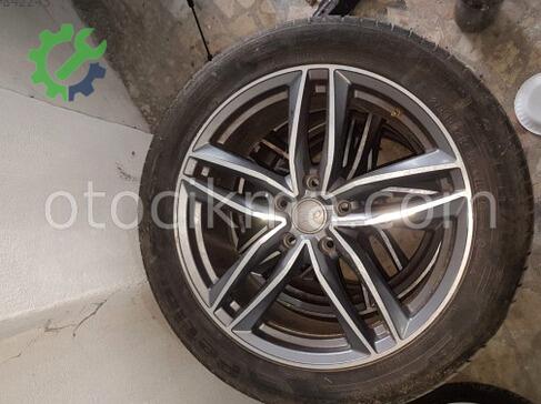 Audi Q7 Çelik Jant çıkma parça