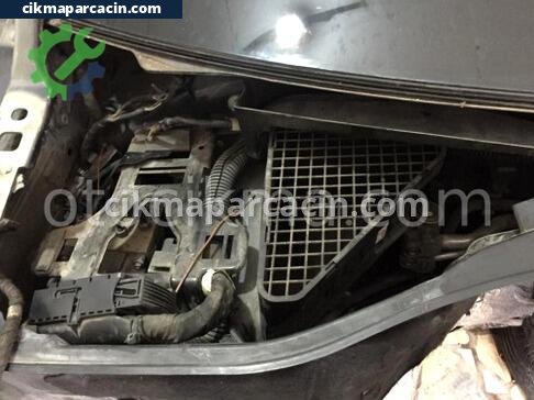 Audi Q7 Filtre çıkma parça
