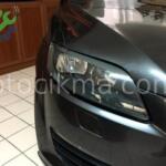 Audi Q7 sağ ön far hatasız orjinal çıkma