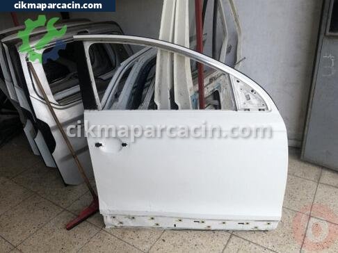 Audi Q7 Sağ Ön Kapı çıkma parça