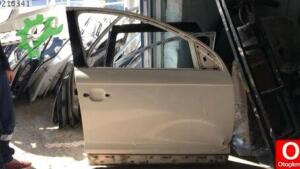 AUDİ Q7 SAĞ ÖN KAPI VE TÜM CIKMA PARÇALAR
