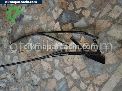 Audi Q7 Silecek Kolu çıkma parça