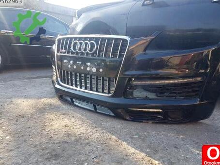 Audi Q7 Ön Tampon çıkma parça