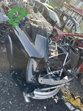 Audi Q7 Sol Arka Çamurluk çıkma parça