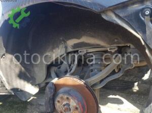 Audi Q7 Sol Arka Davlumbaz Hatasız Orjinal Çıkma