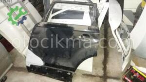 AUDİ Q7 SOL ARKA KAPI VE TÜM ÇIKMA YEDEK PARÇALAR