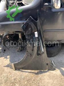 Audi Q7 Sol Ön Çamurluk hatasız orjinal çıkma