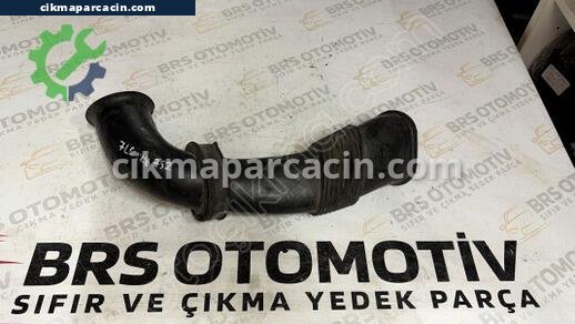 Audi Q7 Havalandırma Borusu çıkma parça