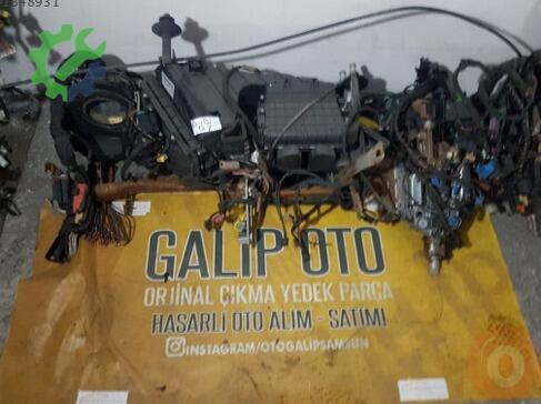 Audi Q7 Torpido Tesisatı çıkma parça