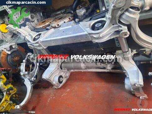 Audi Q8 Sağ Ön Taşıyıcı çıkma parça