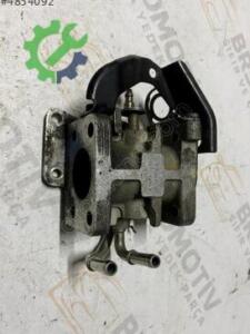AUDİ  VOLKSWAGEN  YAĞ SOGUTUCU KÜTÜĞÜ 03G131063E