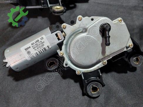 Audi A3 Arka Silecek Motoru çıkma parça