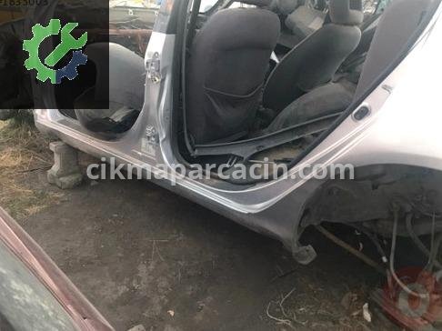 Toyota Avensis Biyel çıkma parça