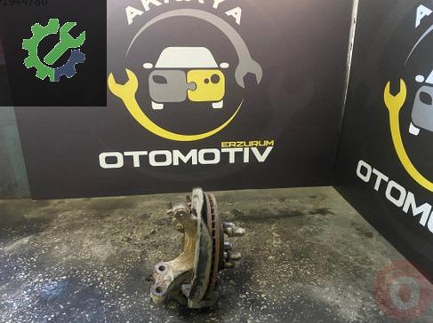 Toyota Avensis Sol Taşıyıcı 97-02 çıkma parça