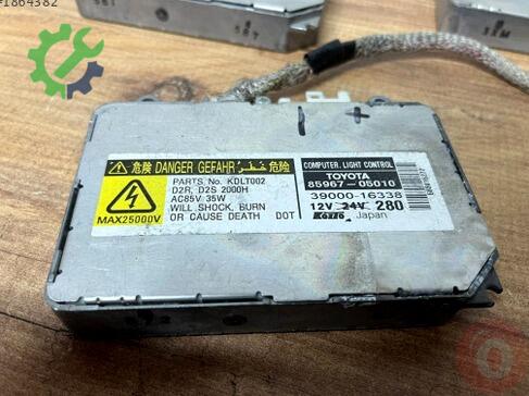 Toyota Avensis Far Beyni 85967-05010 çıkma parça