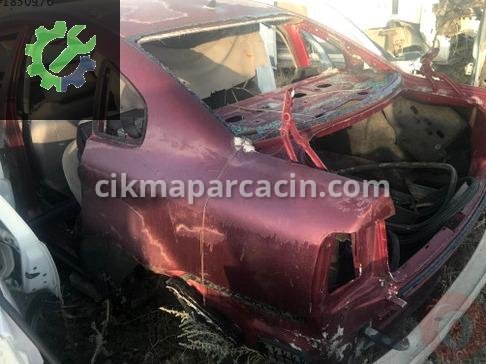 Volkswagen Passat Sol Arka Çamurluk çıkma parça