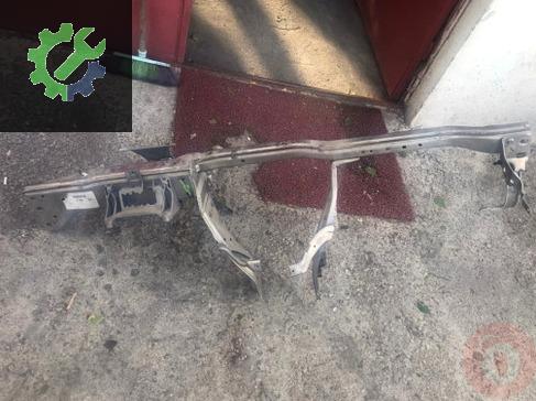 Volkswagen Passat Ön Tampon Demiri çıkma parça