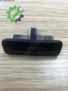 BAGAJ AÇMA DÜĞMESİ I30 12-16/CEED 12-16